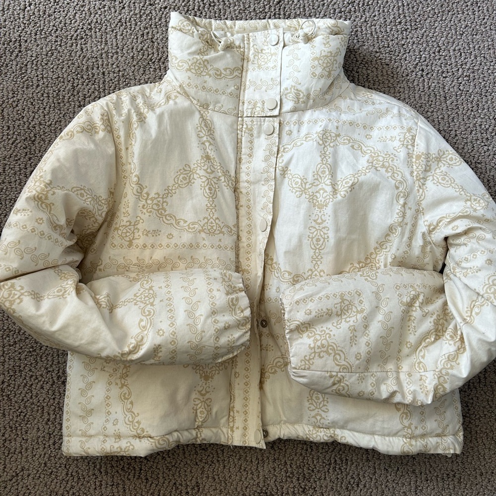 BDG Isla Printed Linen Puffer Jacket